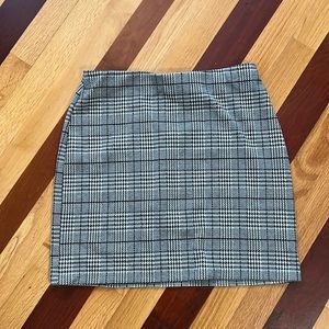 Small/medium, stretchy